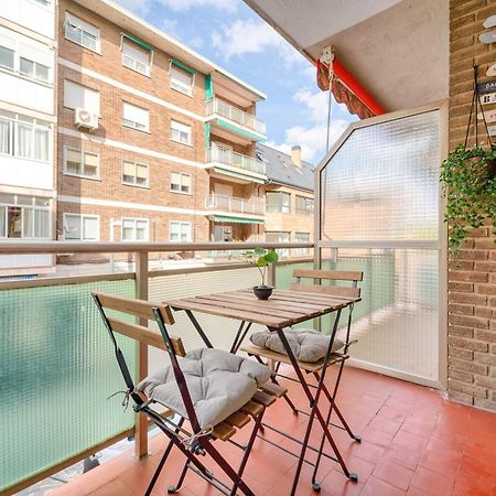 B Casacafe Madrid Pozuelo 2 Bano Fuera De La Habitacion O Compartido Pozuelo de Alarcón Екстериор снимка