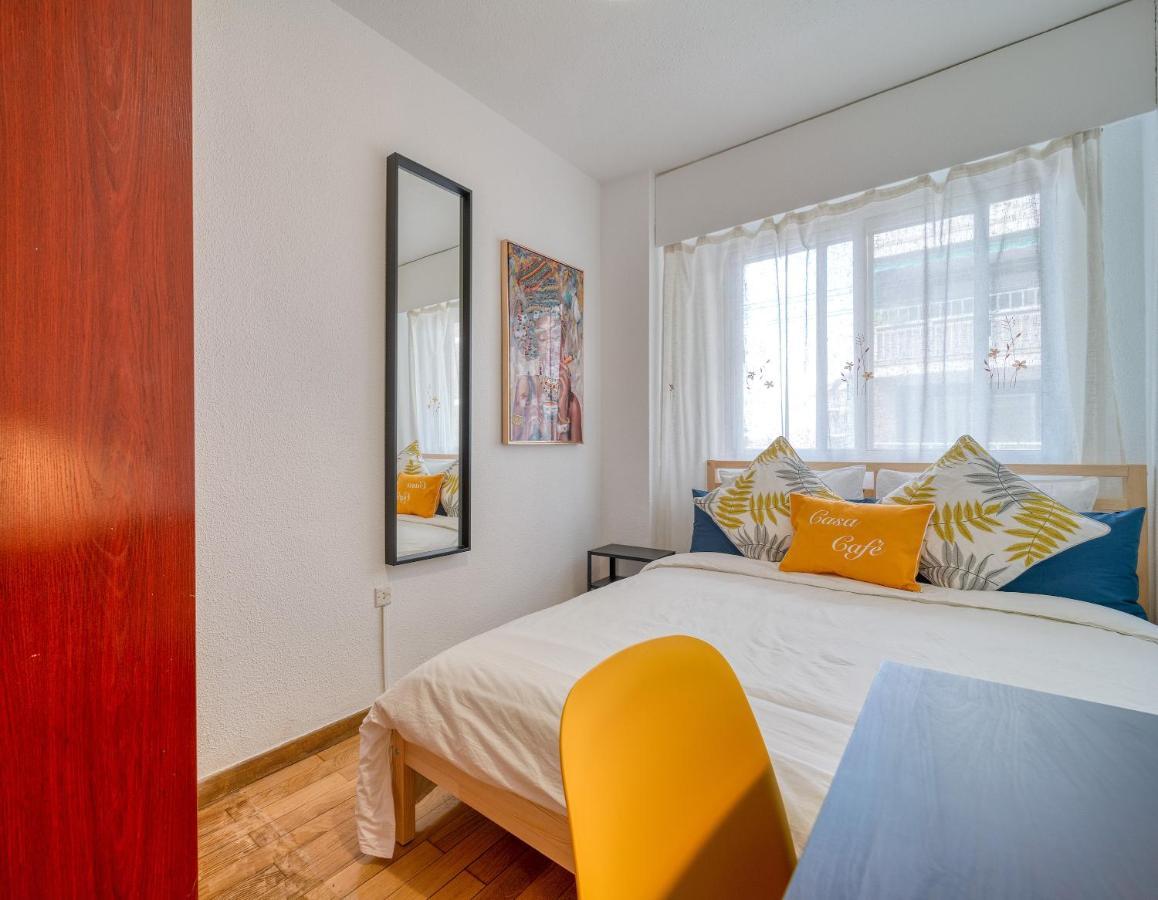 B Casacafe Madrid Pozuelo 2 Bano Fuera De La Habitacion O Compartido Pozuelo de Alarcón Екстериор снимка